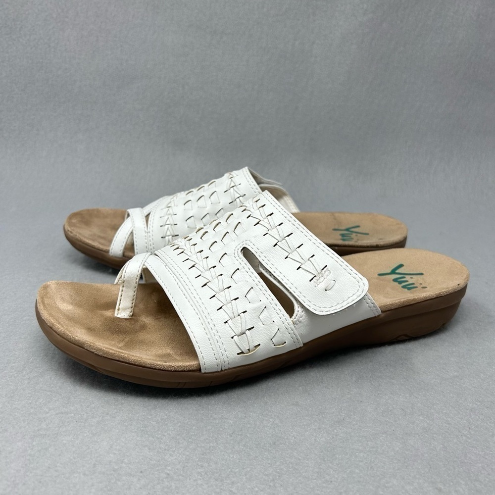 Yuu Judy White Slip On Sandals, Women’s Size 8.5M